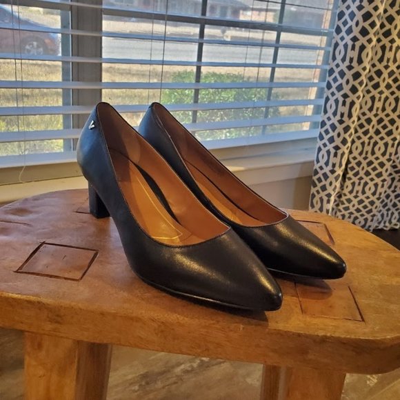 Vionic Shoes - Vionic Mia Black Pumps Heels